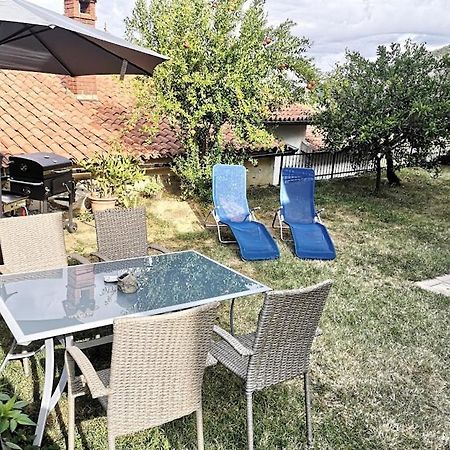Appartma Katja Gabrovica pri Črnem Kalu Buitenkant foto