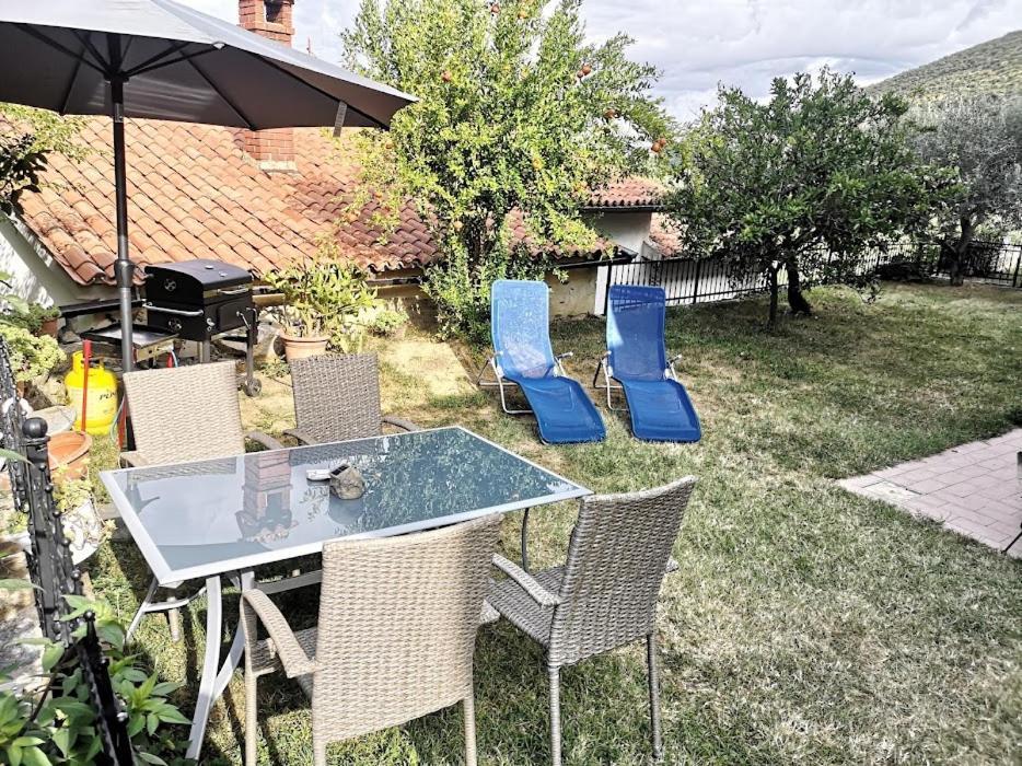 Appartma Katja Gabrovica pri Črnem Kalu Buitenkant foto